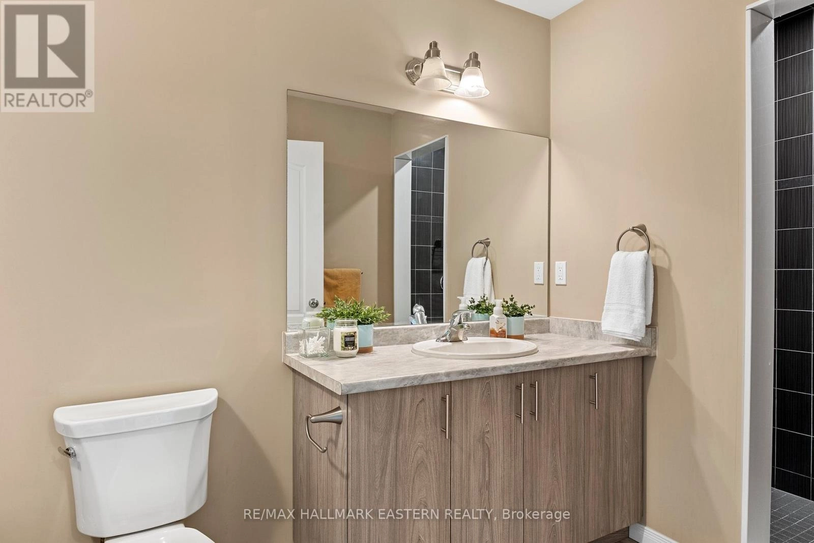 1649 Hetherington Drive, Peterborough North, Ontario K9L 0G6 - Photo 23 - X12330207