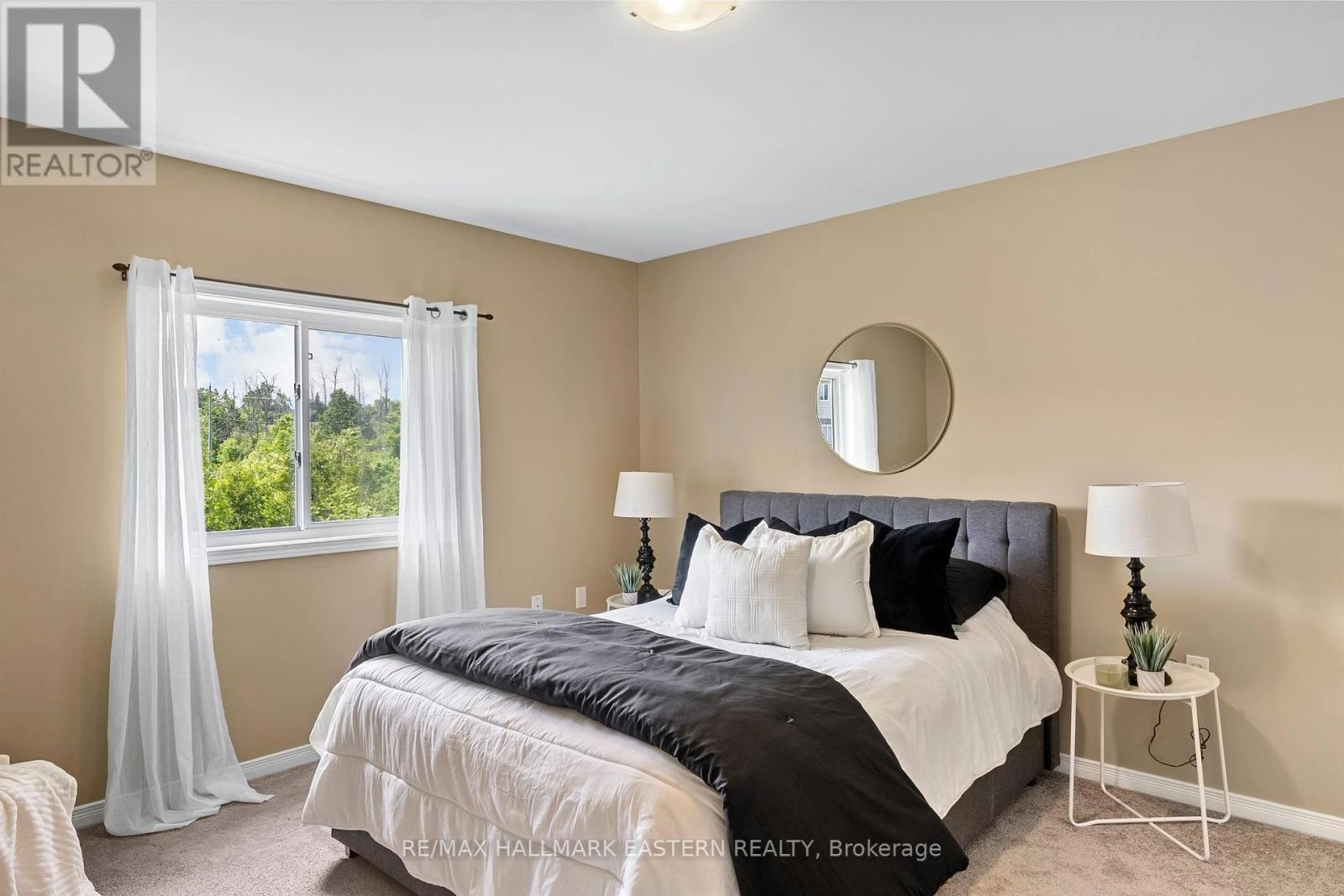 1649 Hetherington Drive, Peterborough North, Ontario K9L 0G6 - Photo 21 - X12330207