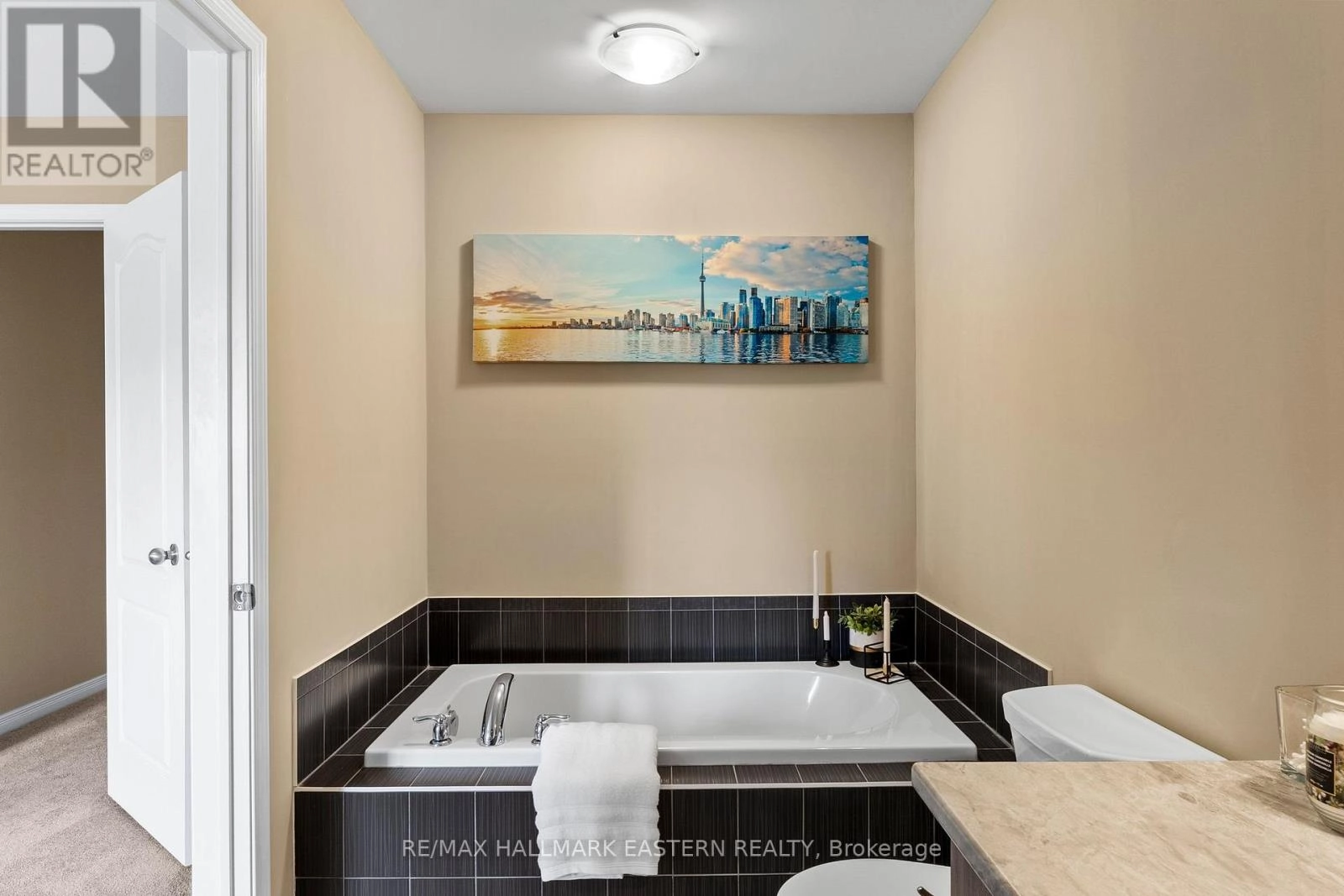 1649 Hetherington Drive, Peterborough North, Ontario K9L 0G6 - Photo 24 - X12330207