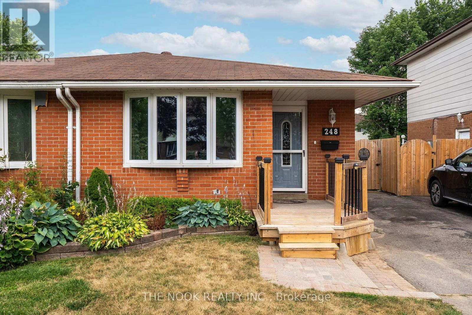 248 Kinmount Crescent, Oshawa, Ontario  L1J 3T7 - Photo 3 - E12341385