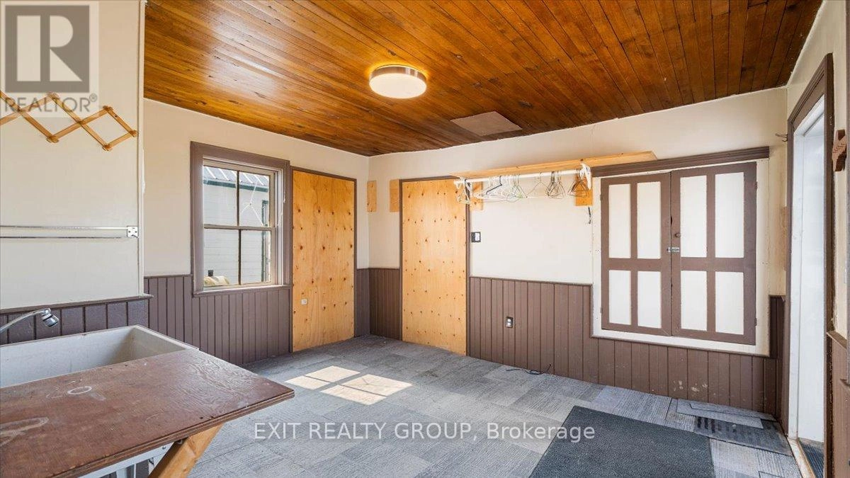 837 Casey Road, Belleville, Ontario  K8N 4Z6 - Photo 3 - X12341381