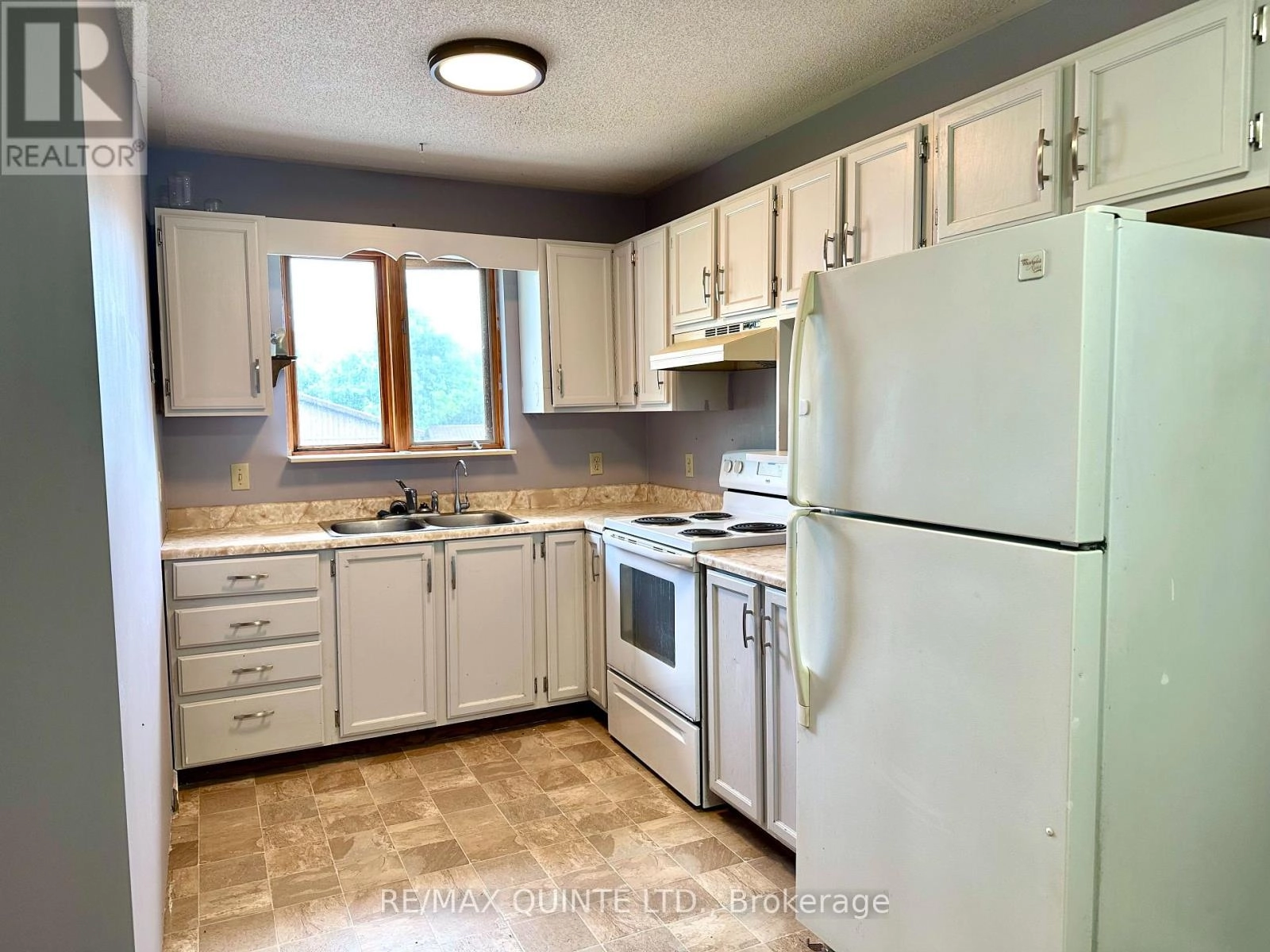 13 Colborne Street, Centre Hastings, Ontario  K0K 2K0 - Photo 2 - X12341968