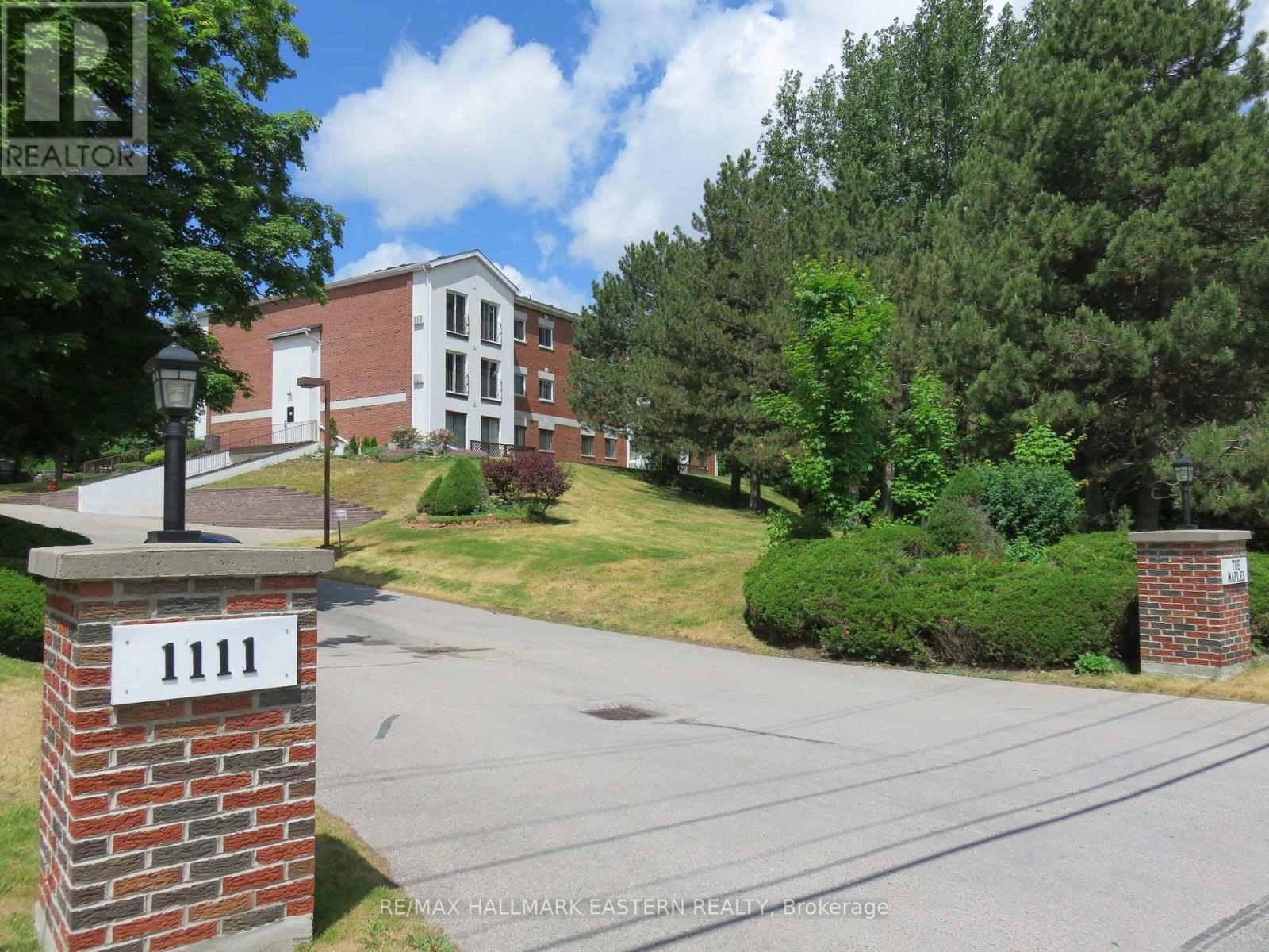 208 - 1111 Water Street, Peterborough North, Ontario  K9H 3P7 - Photo 1 - X12341982