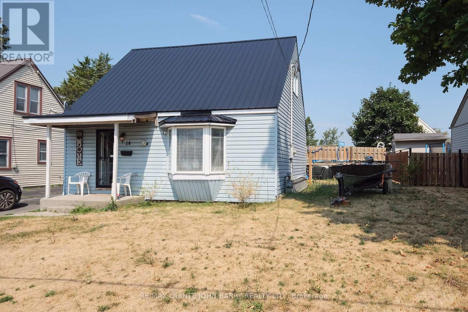 14 Harriet Street, Quinte West, Ontario  K8V 4L4 - Photo 2 - X12342071