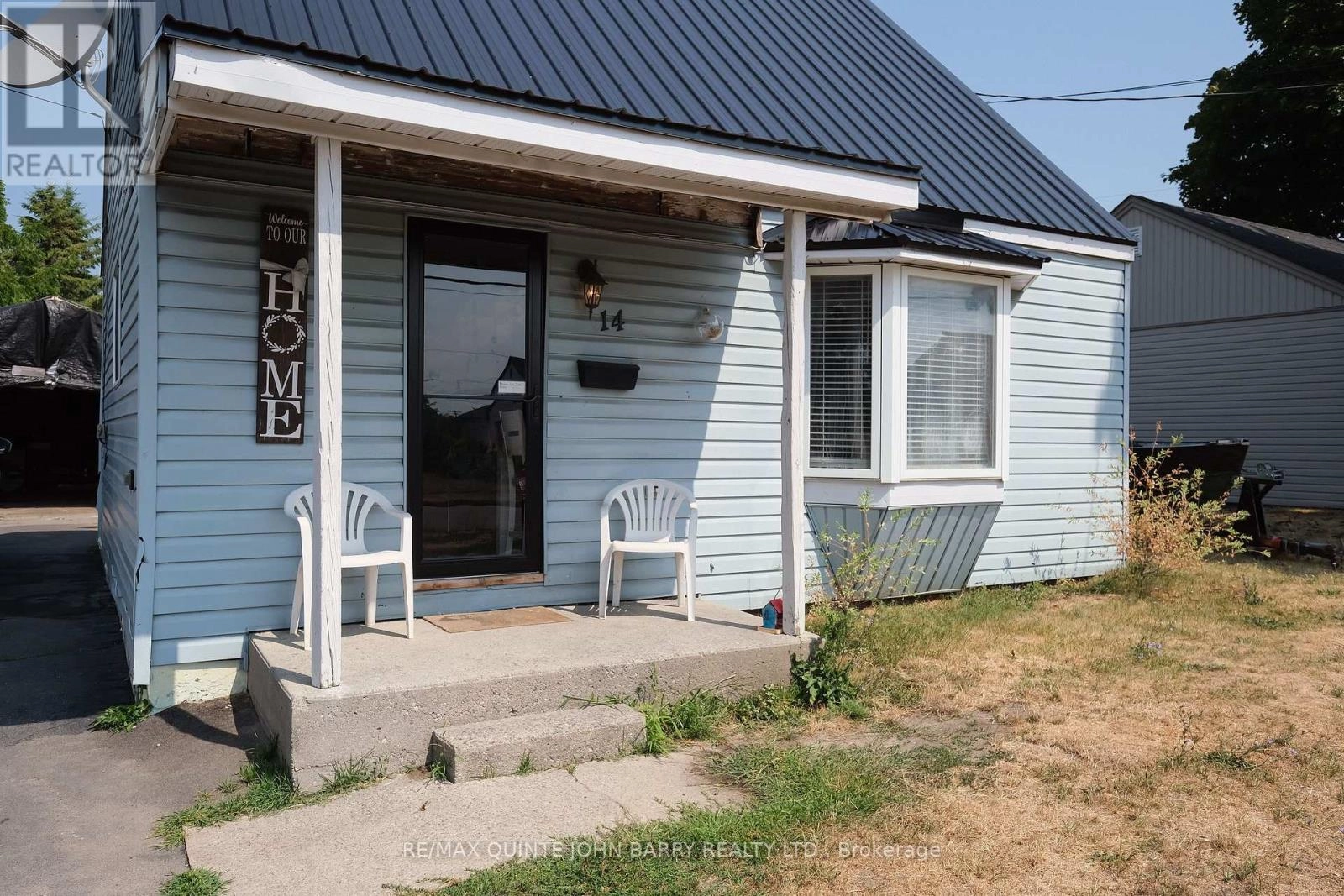 14 Harriet Street, Quinte West, Ontario  K8V 4L4 - Photo 3 - X12342071