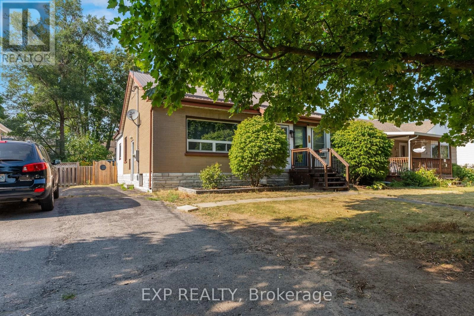18 Montgomery Boulevard, Belleville, Ontario  K8N 1H9 - Photo 3 - X12342385