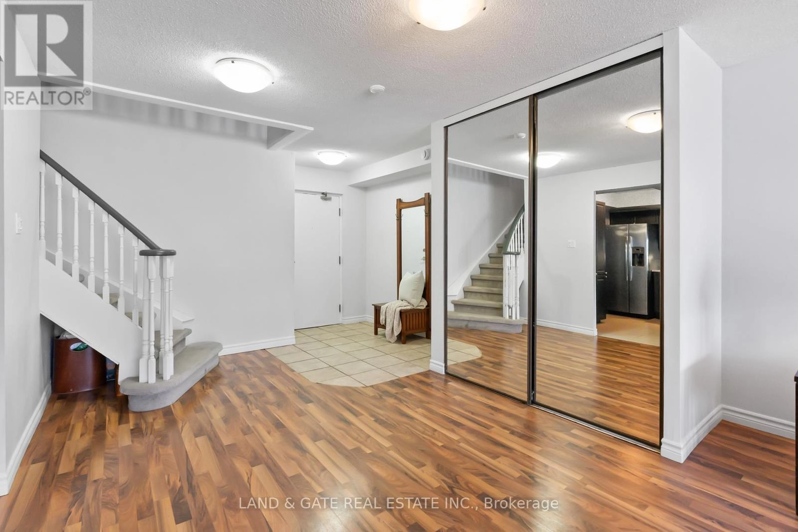 112 - 25 Cumberland Lane, Ajax, Ontario  L1S 7K1 - Photo 3 - E12342433