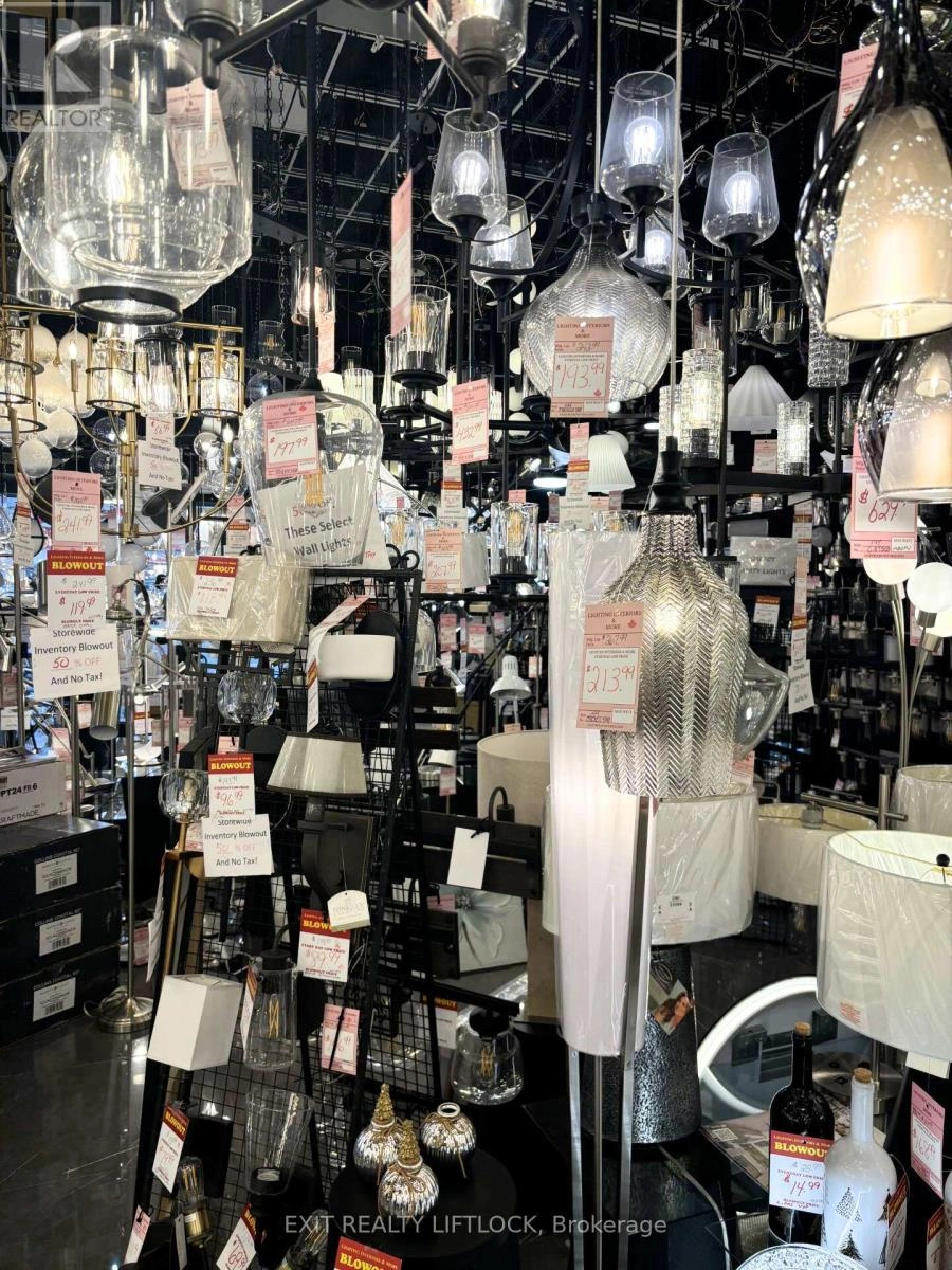 746 Lansdowne Street W, Peterborough Central, Ontario K9J 1Z6 - Photo 6 - X12342600