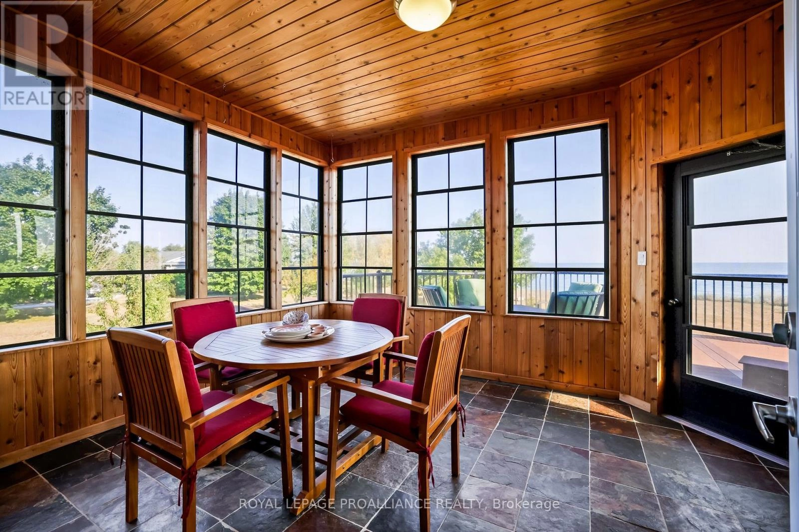 263 Lakeshore Road, Brighton, Ontario K0K 1H0 - Photo 14 - X12342938