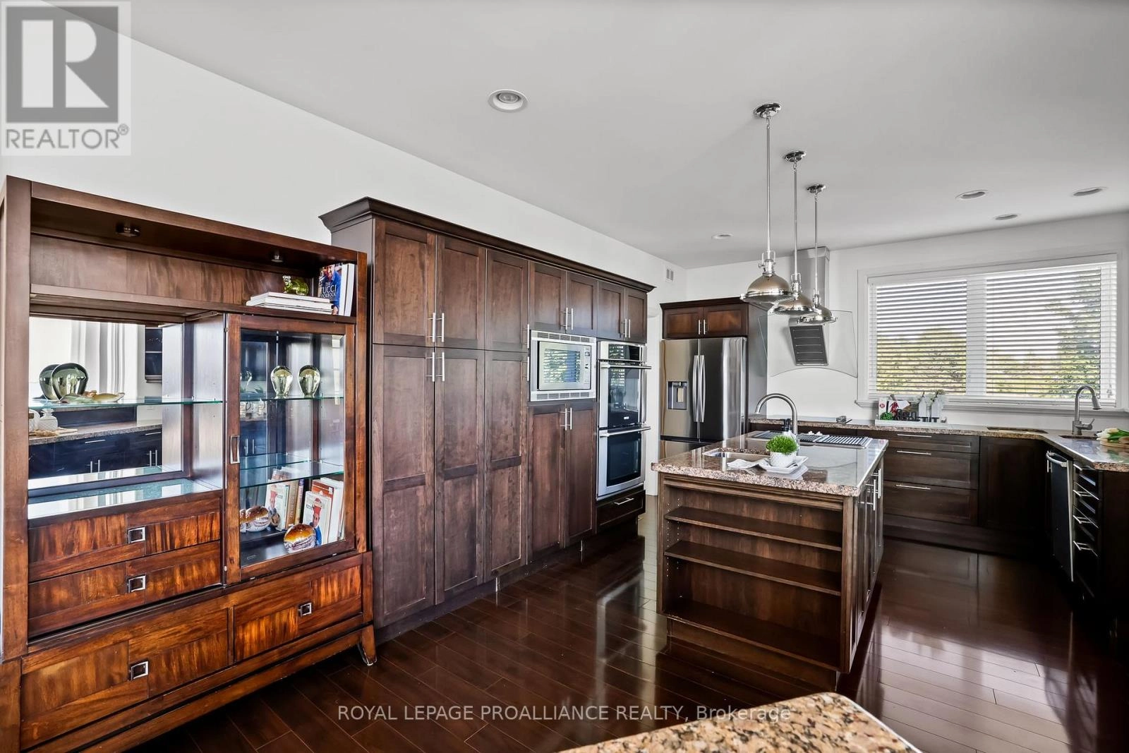 263 Lakeshore Road, Brighton, Ontario K0K 1H0 - Photo 17 - X12342938