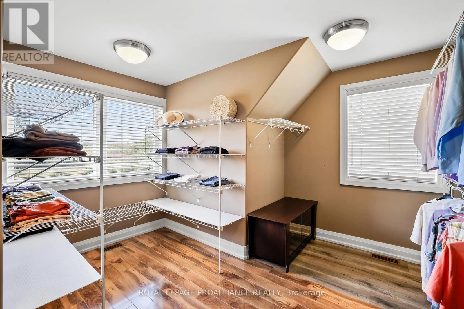 263 Lakeshore Road, Brighton, Ontario K0K 1H0 - Photo 33 - X12342938