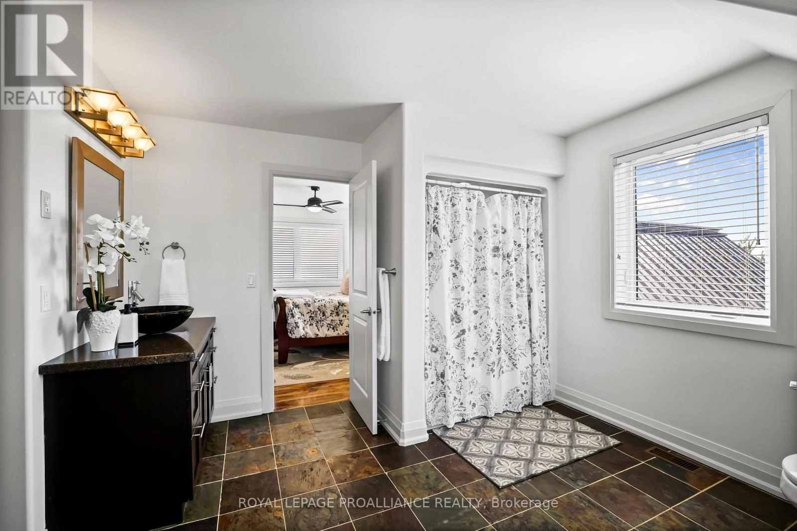 263 Lakeshore Road, Brighton, Ontario K0K 1H0 - Photo 35 - X12342938