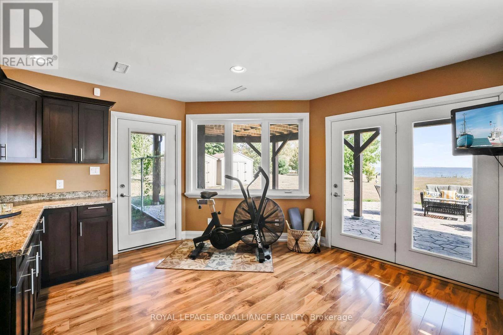 263 Lakeshore Road, Brighton, Ontario K0K 1H0 - Photo 37 - X12342938