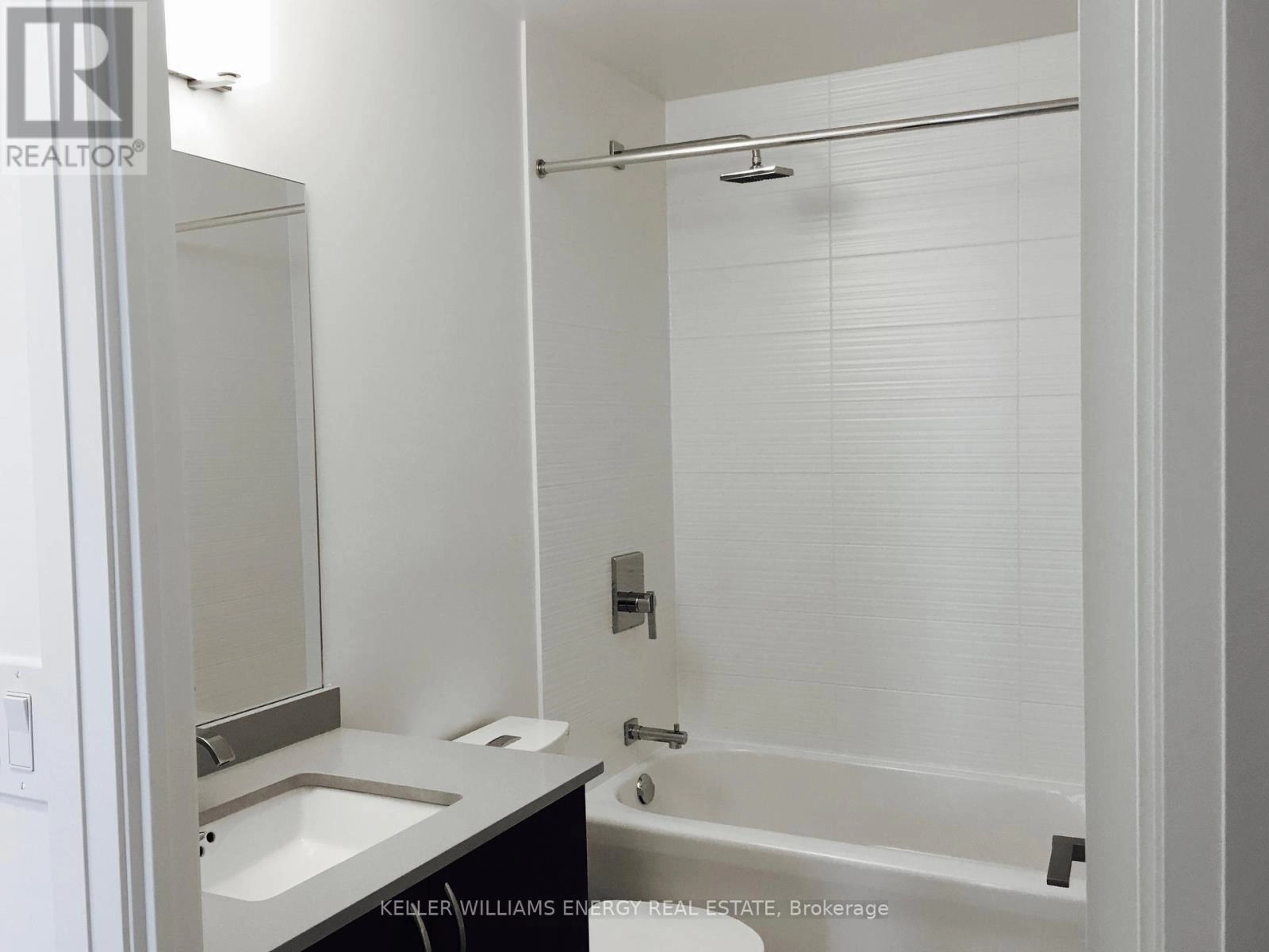 2611 - 3700 Highway 7 Highway, Vaughan, Ontario  L4L 0G8 - Photo 3 - N12343322