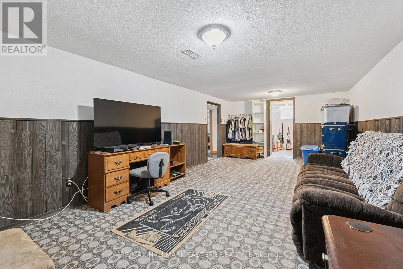 604 Garside Drive, Peterborough East, Ontario K9H 7C7 - Photo 19 - X12344443