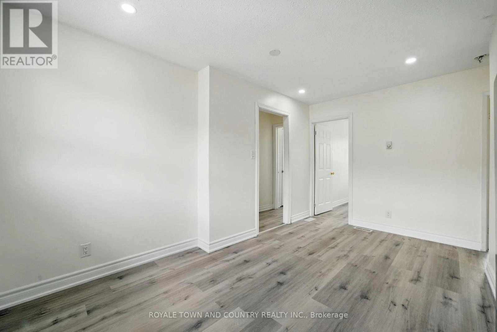 2 - 88 Mary Street W, Kawartha Lakes, Ontario K9V 5G3 - Photo 24 - X12340226