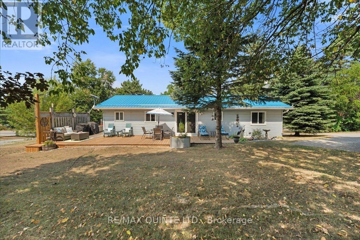 19 County Rd 18 Road, Prince Edward County, Ontario  K0K 1P0 - Photo 1 - X12344617
