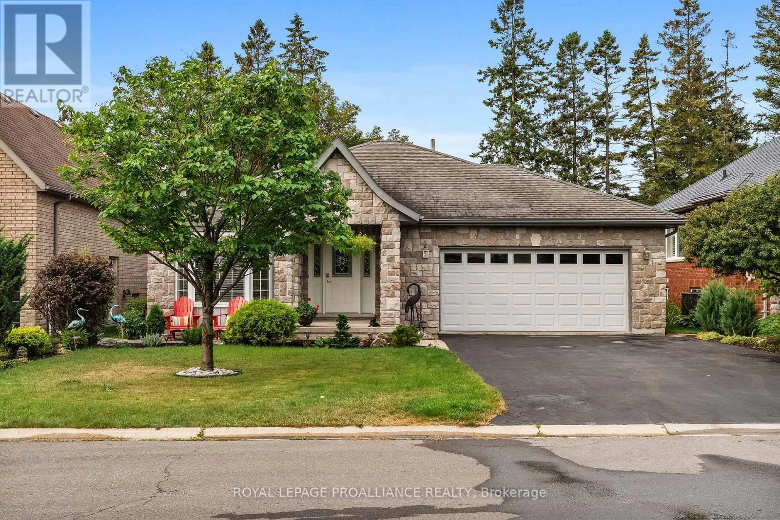 14 Edgewater Drive, Brighton, Ontario  K0K 1H0 - Photo 1 - X12344661