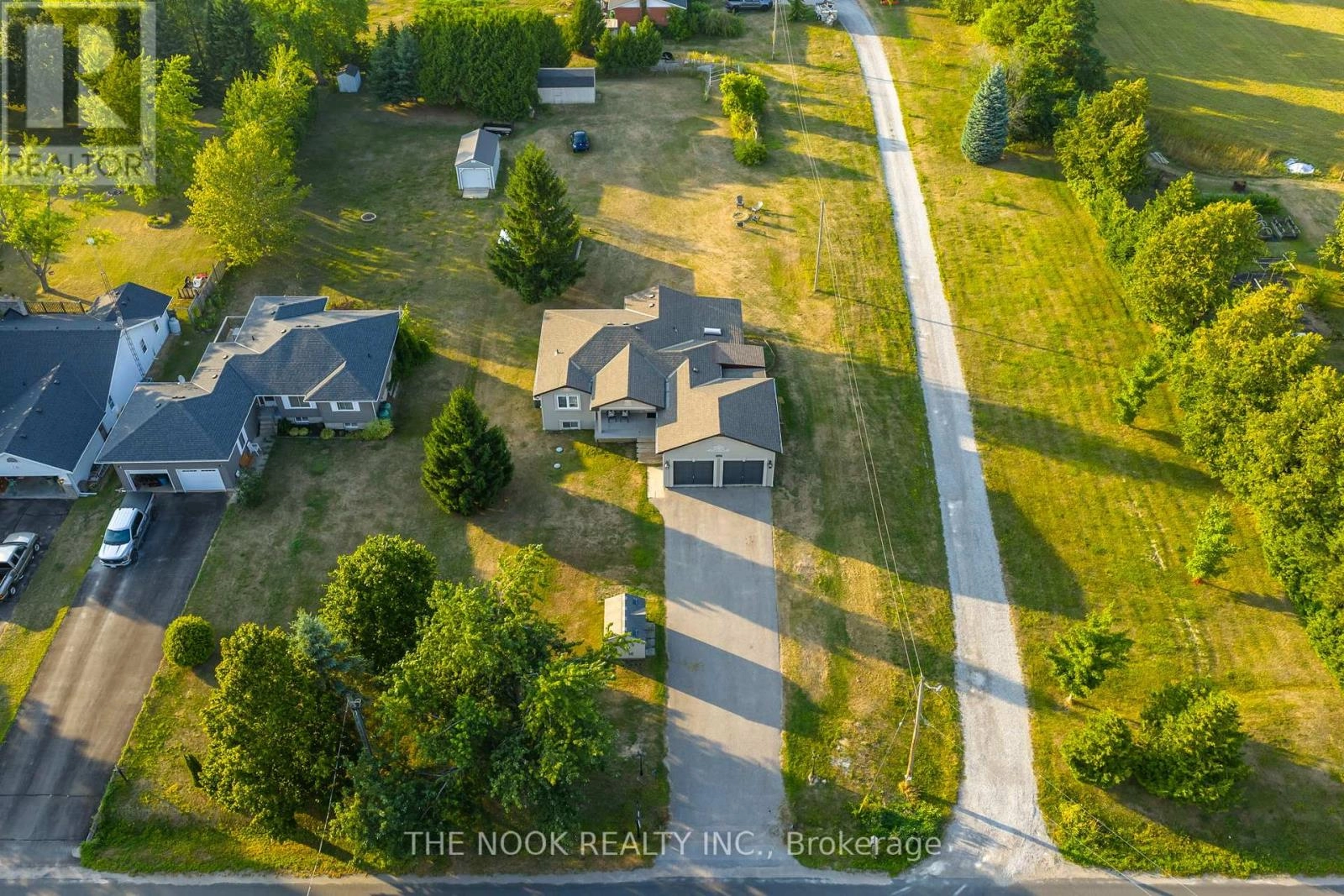 2943 Pine Point Road, Scugog, Ontario  L9L 1B4 - Photo 1 - E12345368