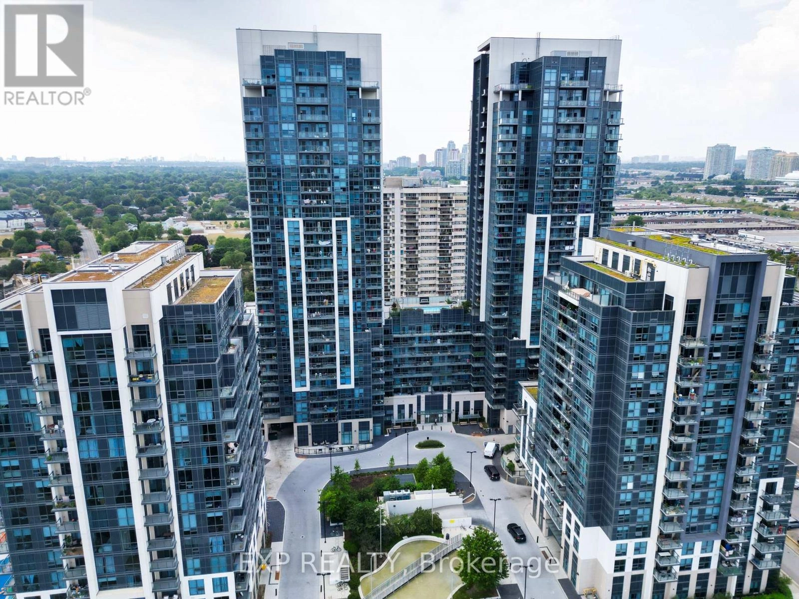 707 - 30 Meadowglen Place, Toronto, Ontario  M1G 0A6 - Photo 1 - E12345544