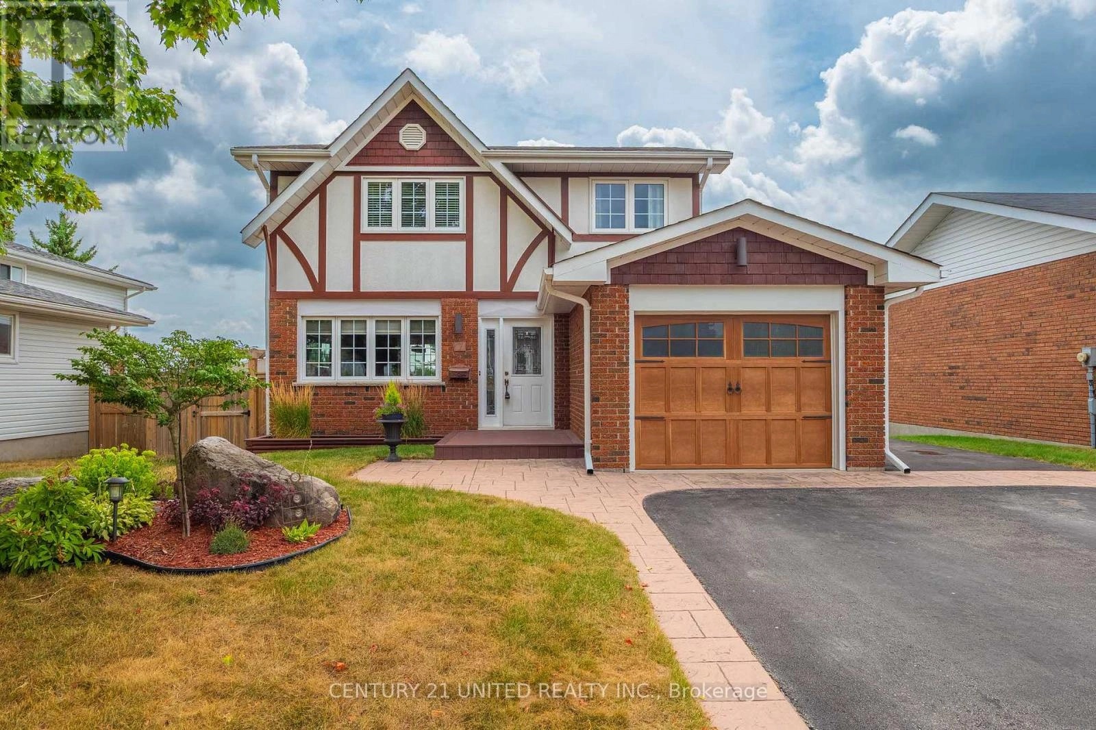 7 BAYLEAF COURT, Peterborough West, Ontario
