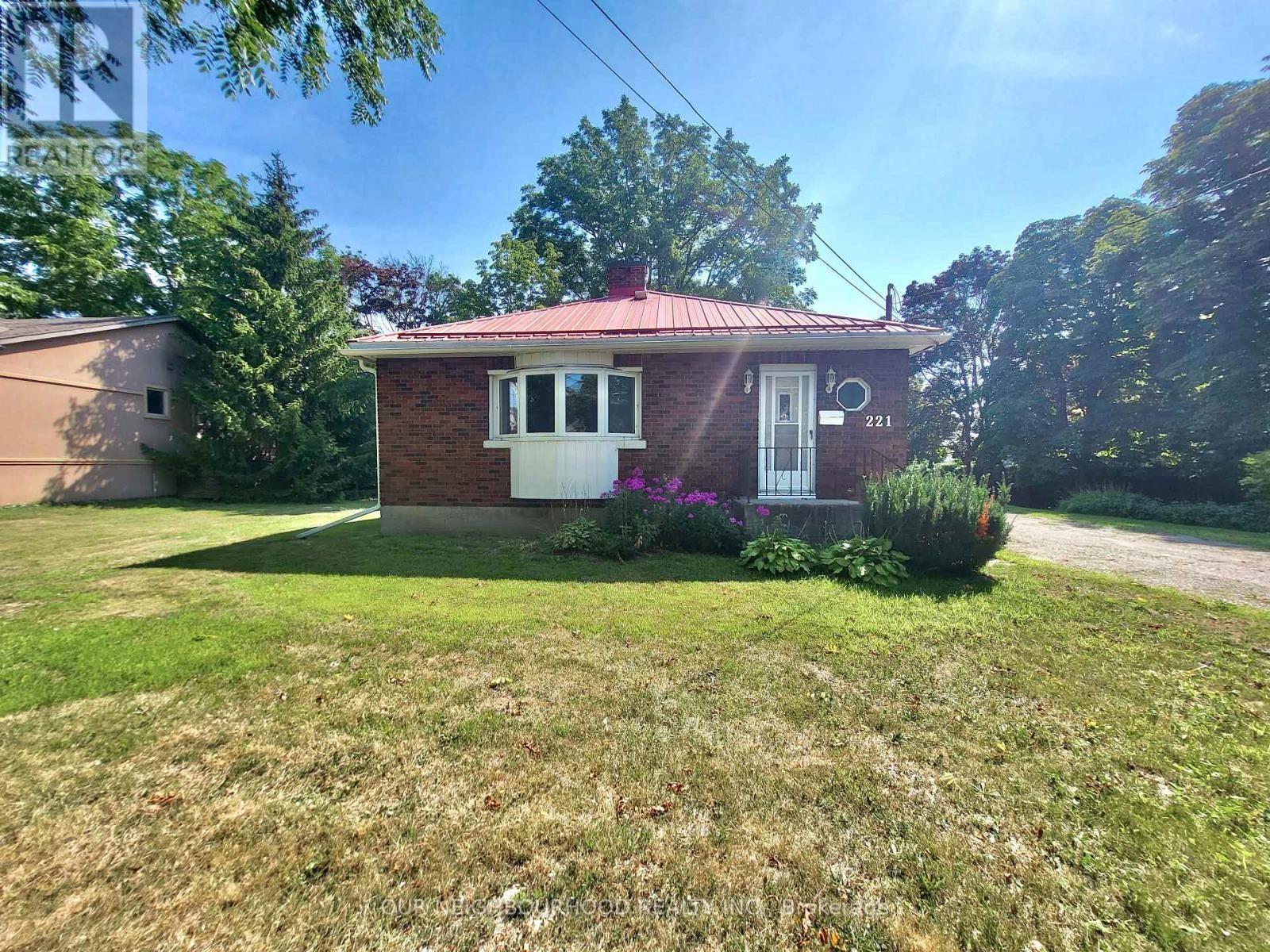 221 Liberty Street N, Clarington, Ontario  L1C 2M6 - Photo 1 - E12346439