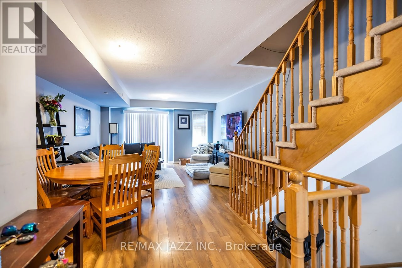 2307 Chevron Prince Path, Oshawa, Ontario  L1L 0K8 - Photo 3 - E12342821