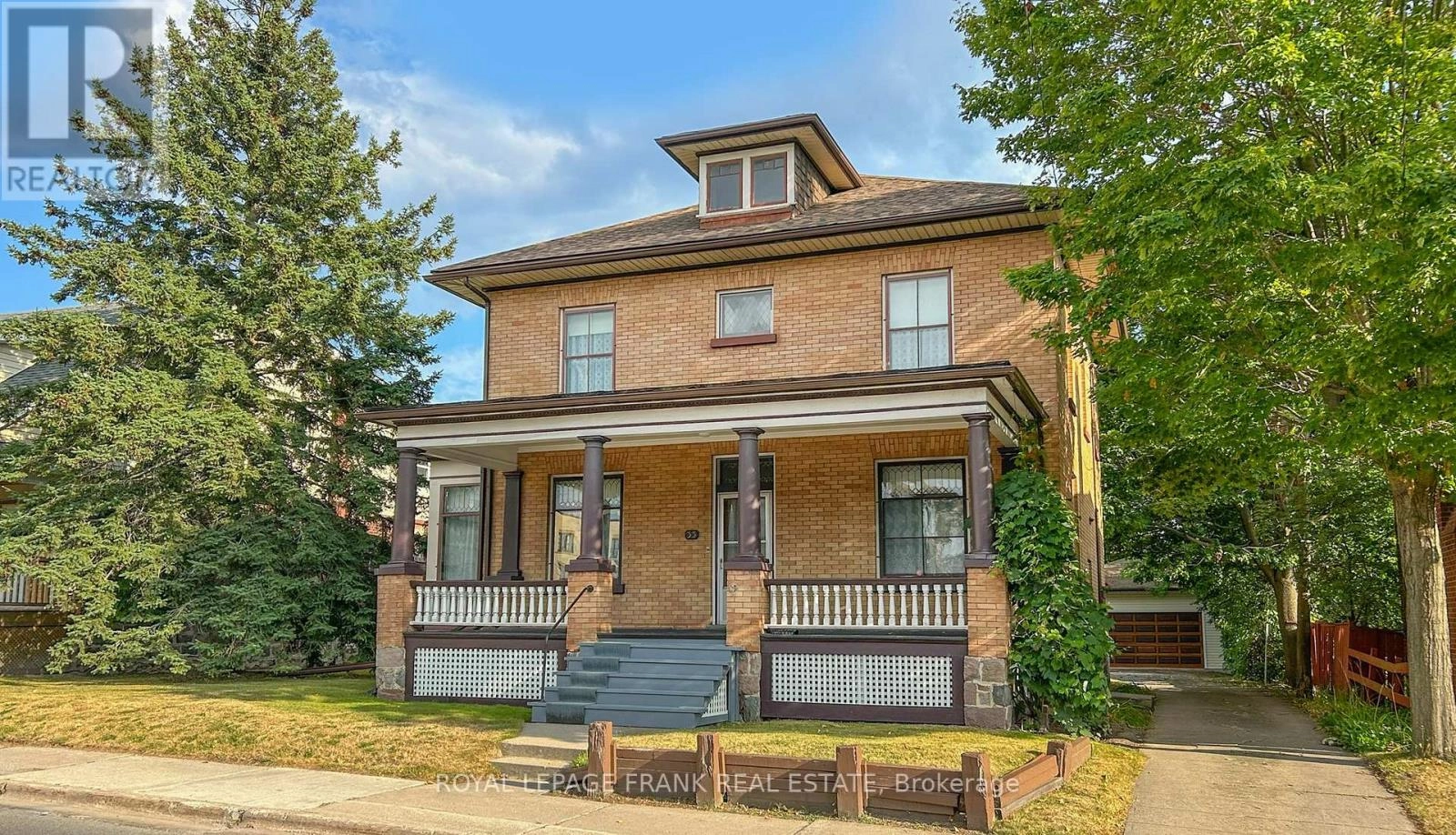33 Fairbanks Street, Oshawa, Ontario  L1H 2L7 - Photo 2 - E12346996