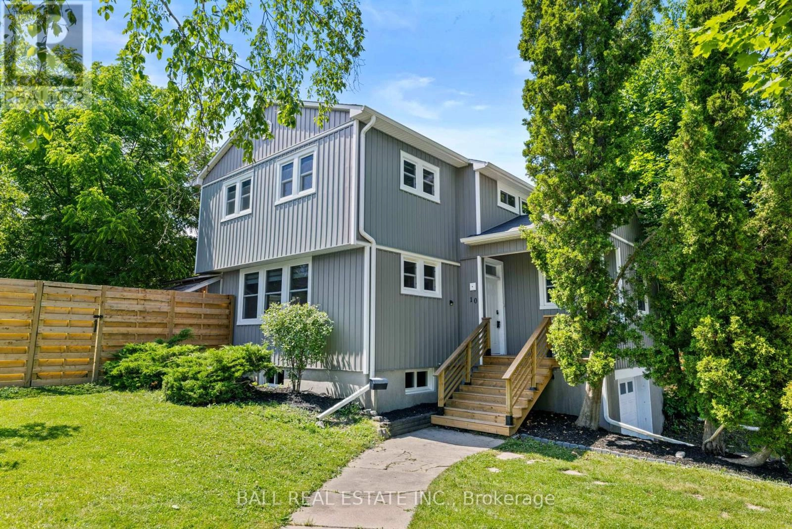 10 Anne Street, Peterborough Central, Ontario  K9J 4S5 - Photo 2 - X12347299