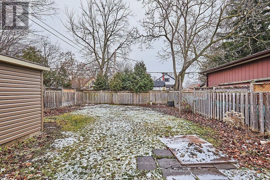 33 Mclaughlin Boulevard, Oshawa, Ontario  L1G 2N7 - Photo 3 - E12347655