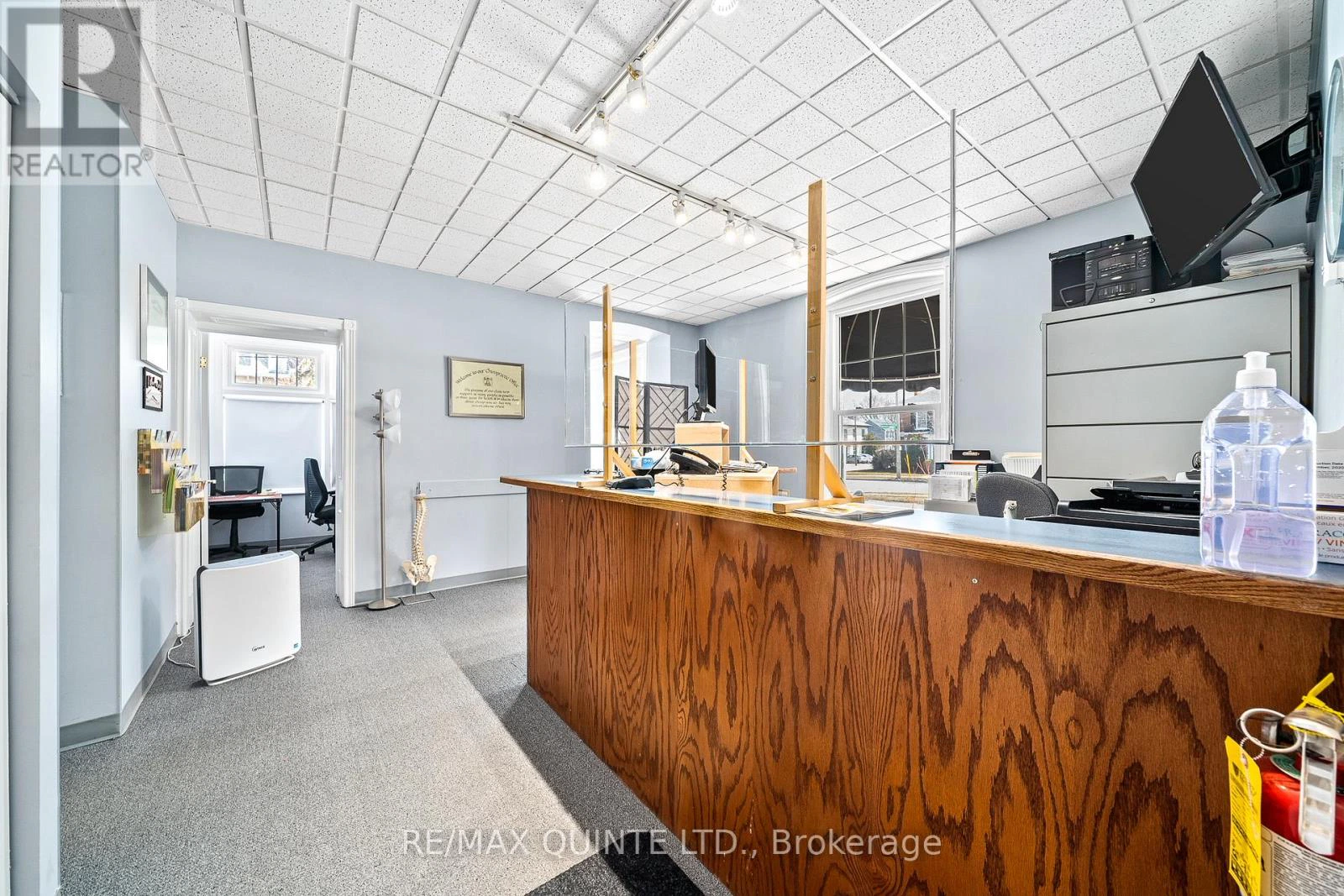 156 Bridge Street E, Belleville, Ontario  K8N 1M9 - Photo 17 - X12347807