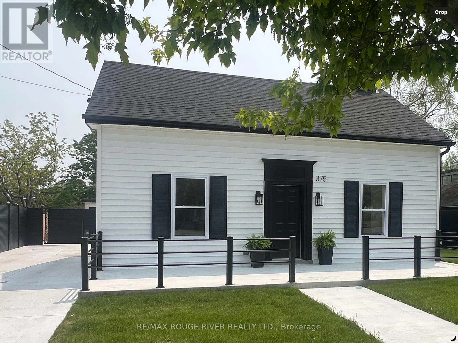 375 King Street W, Cobourg, Ontario  K9A 2N6 - Photo 3 - X12085941