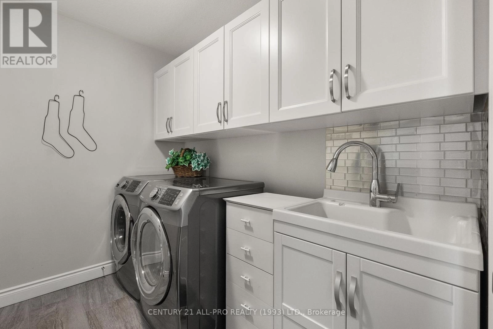 76 Royal Gala Drive, Brighton, Ontario K0K 1H0 - Photo 10 - X12348897