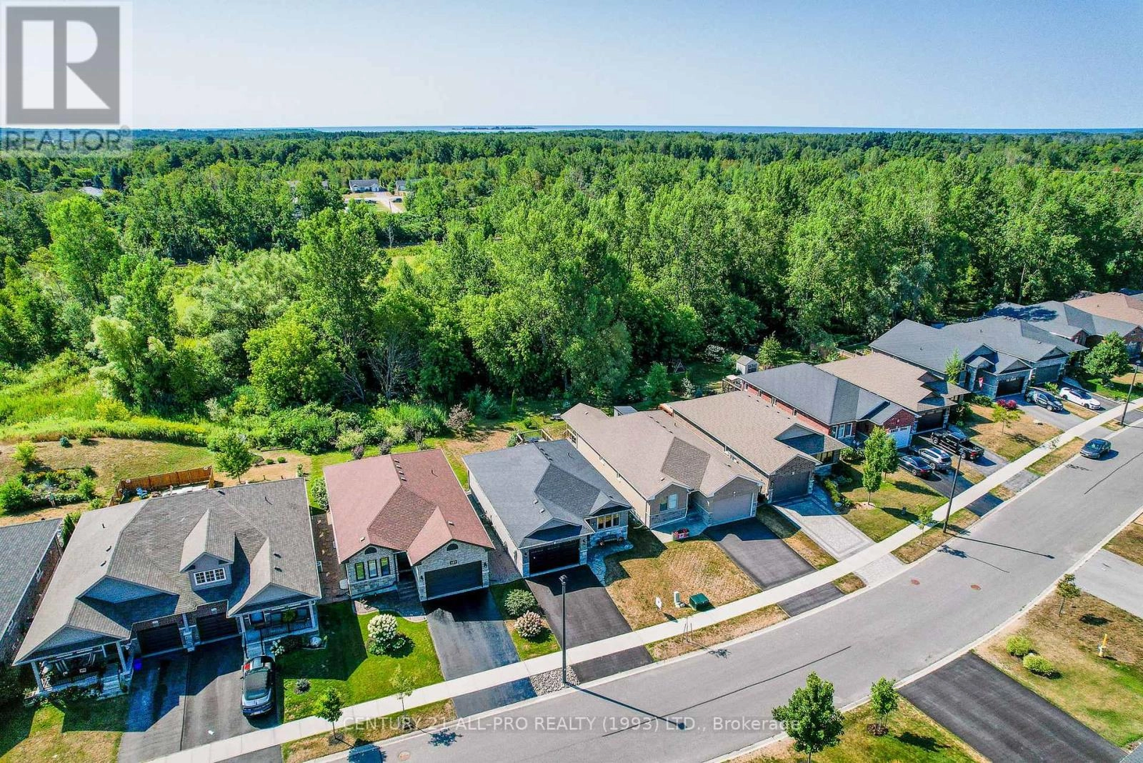 76 Royal Gala Drive, Brighton, Ontario K0K 1H0 - Photo 47 - X12348897