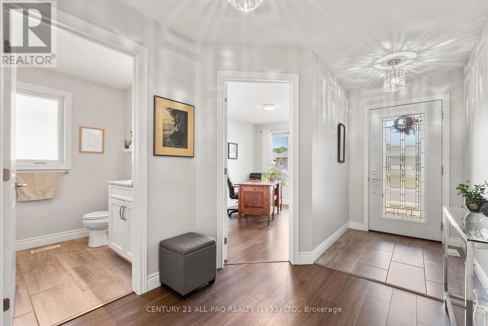 76 Royal Gala Drive, Brighton, Ontario K0K 1H0 - Photo 5 - X12348897