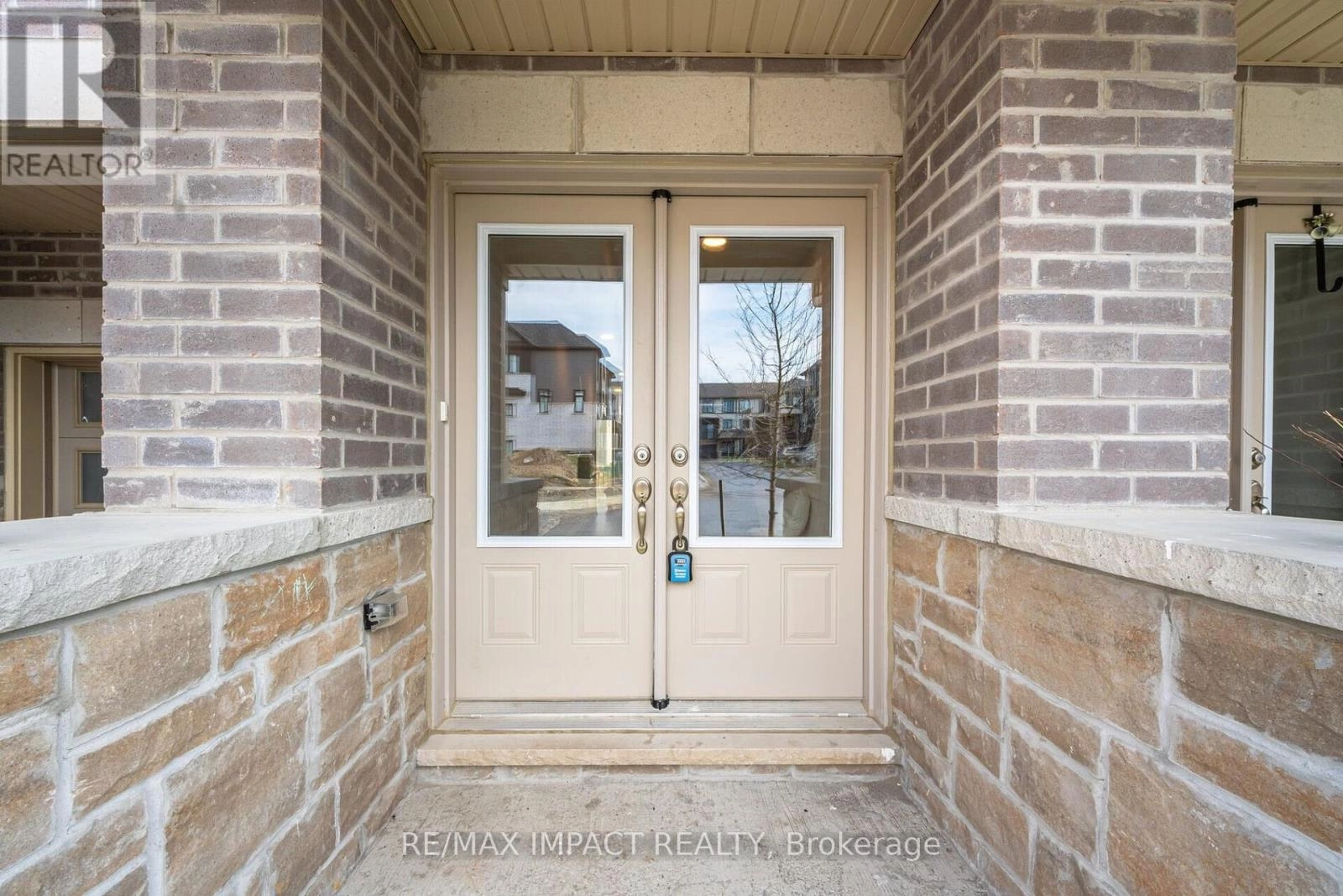 59 Bavin Street, Clarington, Ontario  L1C 7H5 - Photo 2 - E12349789