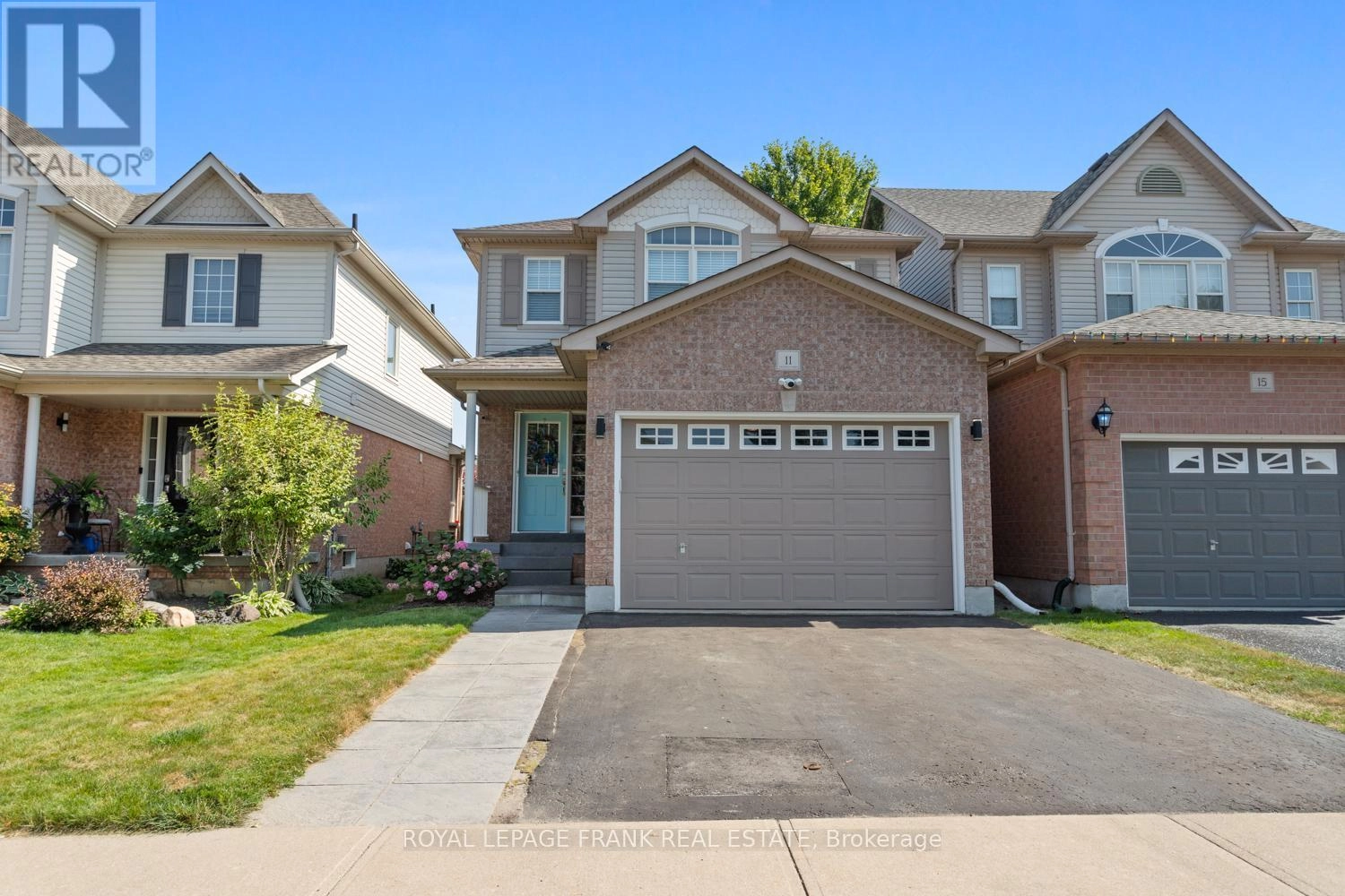 11 Staples Avenue, Clarington, Ontario  L1E 3H1 - Photo 1 - E12349820