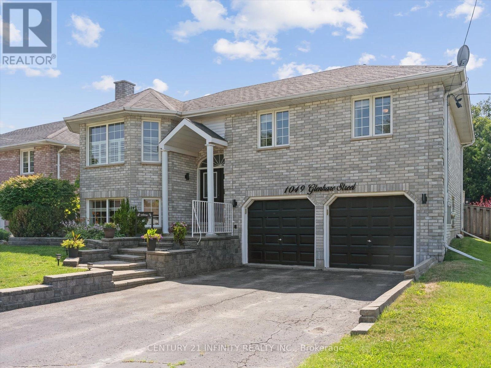 1049 Glenhare Street, Cobourg, Ontario  K9A 5B8 - Photo 2 - X12349932