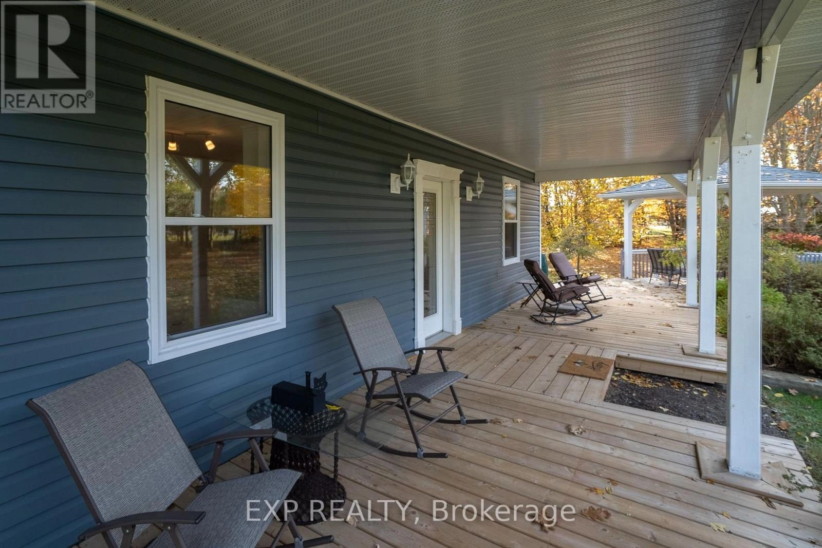 17682 Loyalist Parkway, Prince Edward County, Ontario  K0K 3L0 - Photo 3 - X12350146