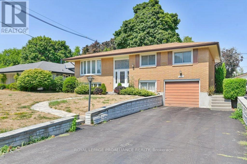 225 Mcgill Street, Quinte West, Ontario  K8V 3K4 - Photo 1 - X12350715