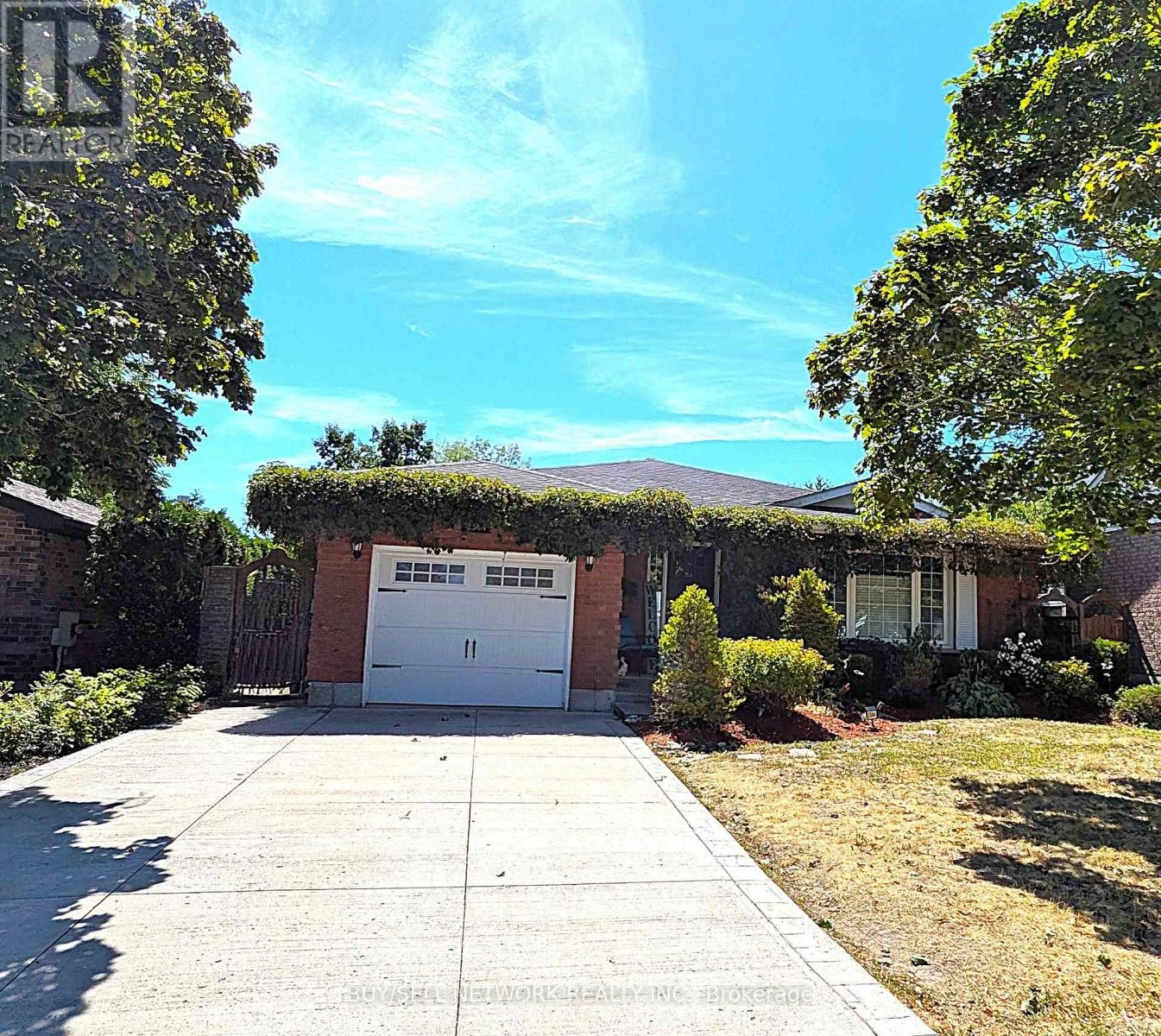 2504 Idyllwood Crescent, Peterborough East, Ontario  K9L 1Y9 - Photo 1 - X12350204