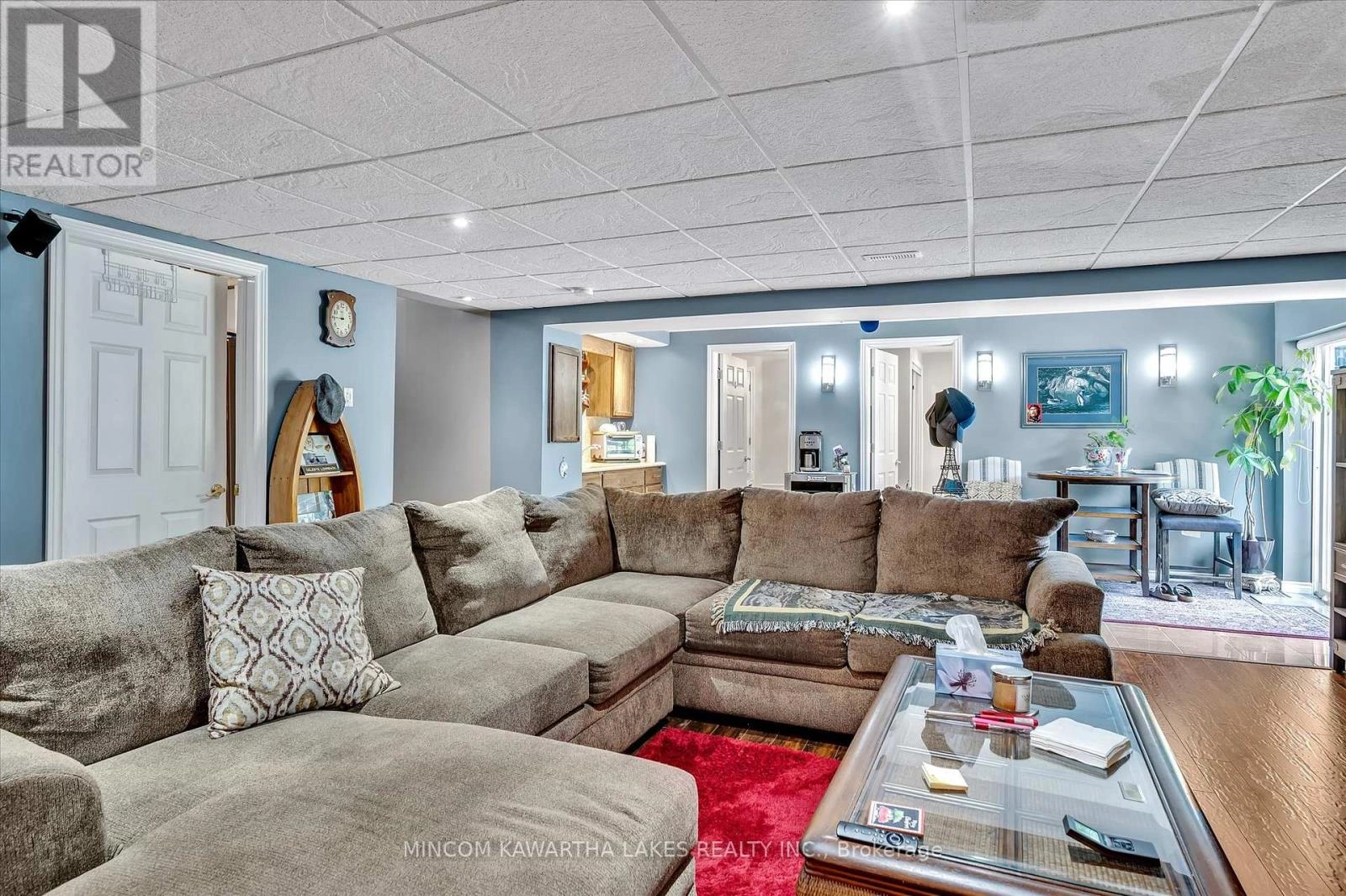 2 Peace Crescent, Peterborough North, Ontario K9H 0C1 - Photo 31 - X12350983