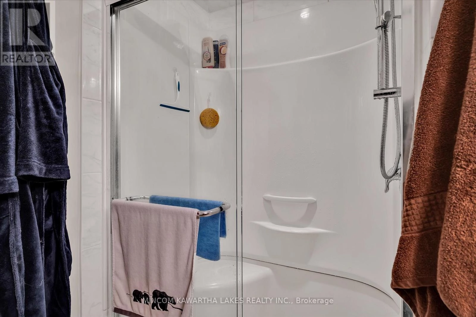 2 Peace Crescent, Peterborough North, Ontario K9H 0C1 - Photo 47 - X12350983