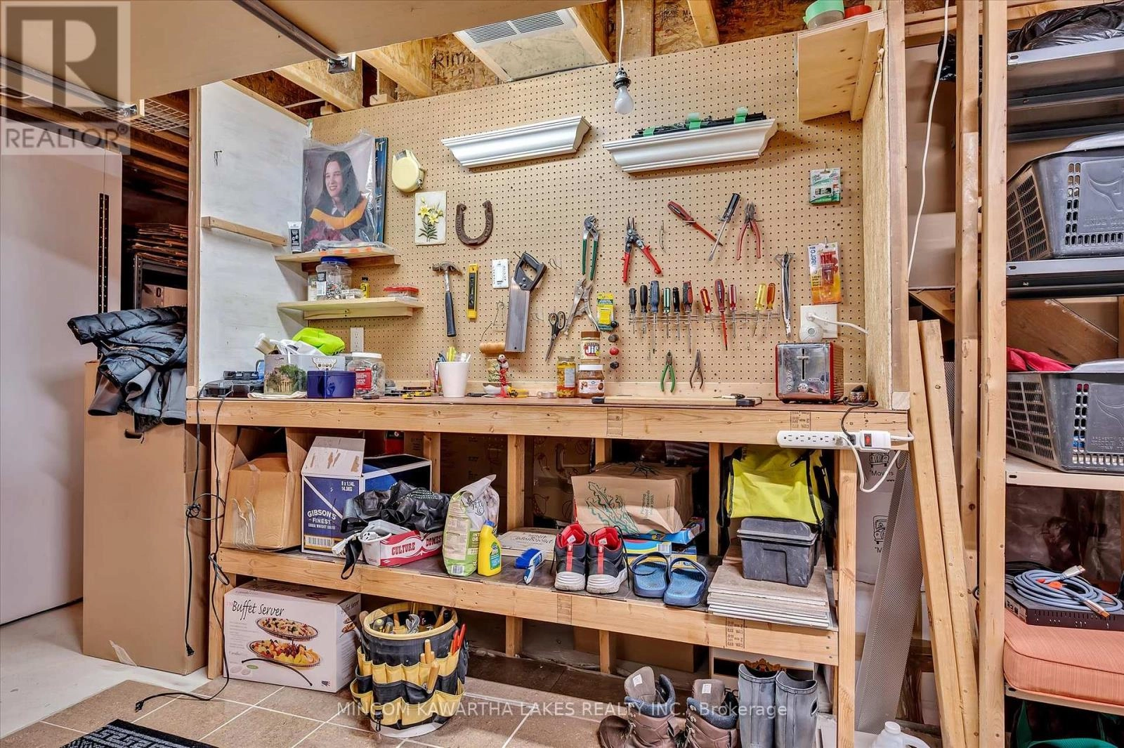 2 Peace Crescent, Peterborough North, Ontario K9H 0C1 - Photo 48 - X12350983