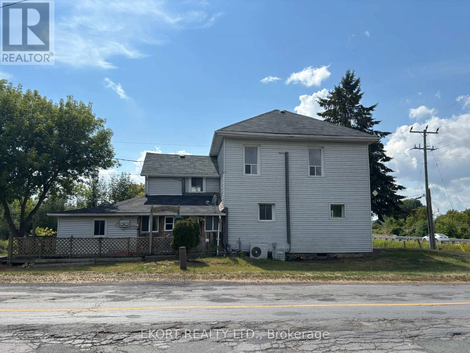 533 Avonlough Road, Belleville, Ontario  K8N 4Z2 - Photo 2 - X12351118