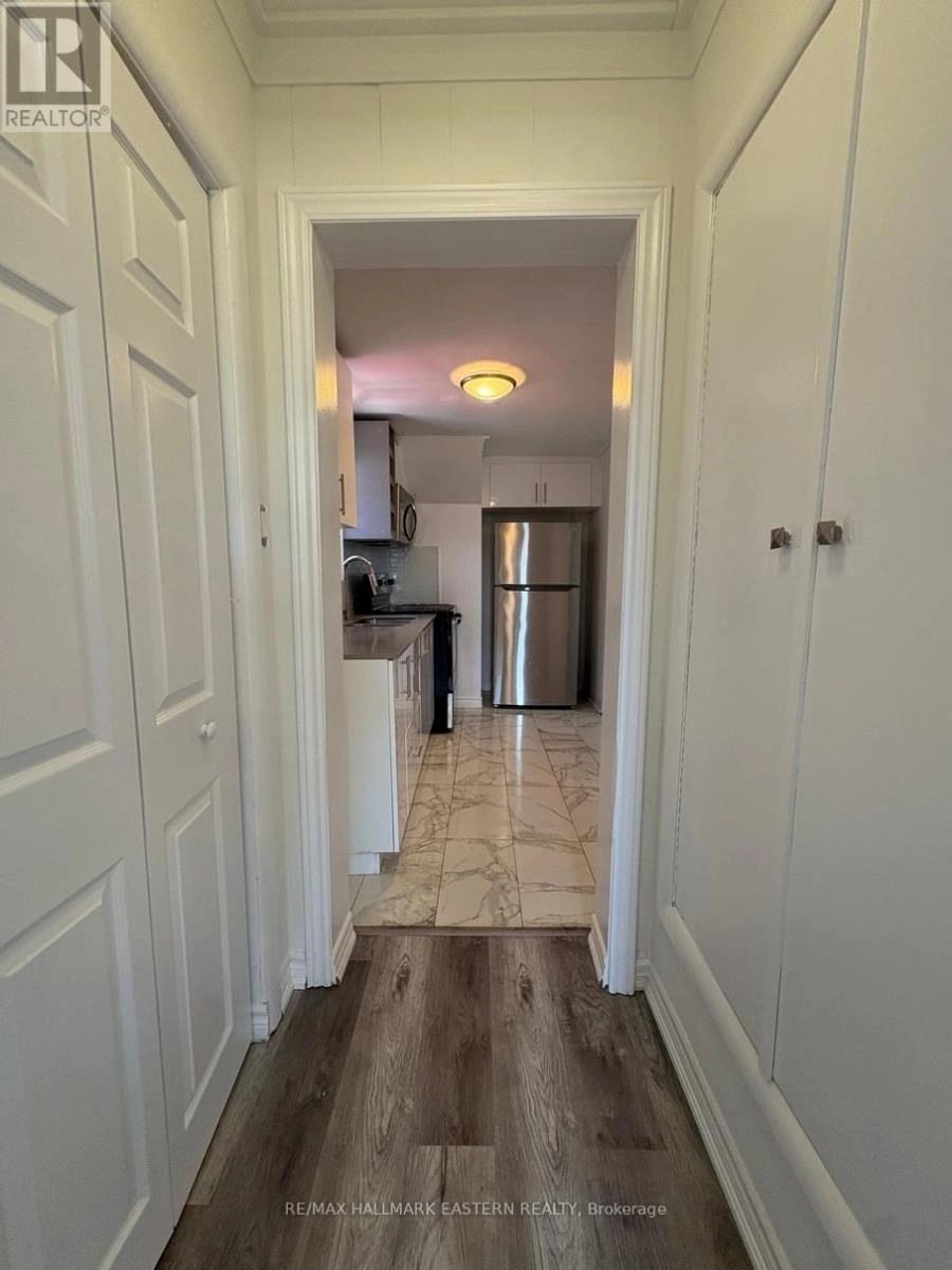 581 Paterson Street, Peterborough Central, Ontario  K9J 4P9 - Photo 3 - X12351319