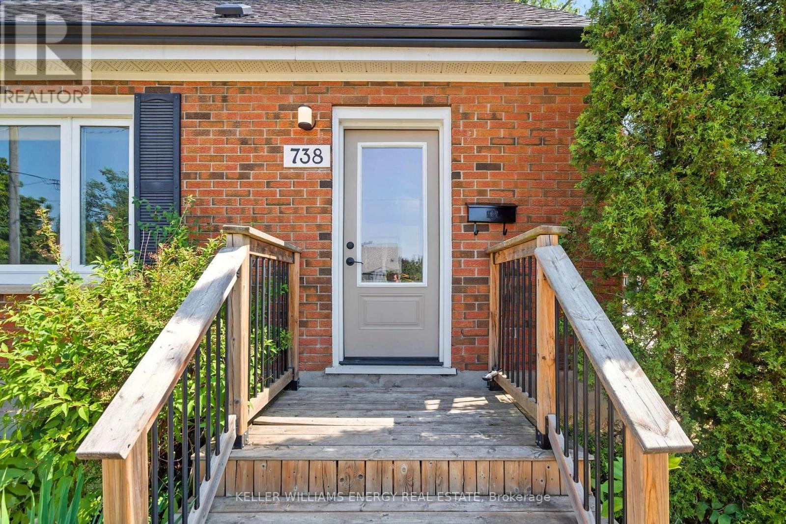 738 Snelgrove Road, Peterborough East, Ontario  K9H 2E9 - Photo 2 - X12351501