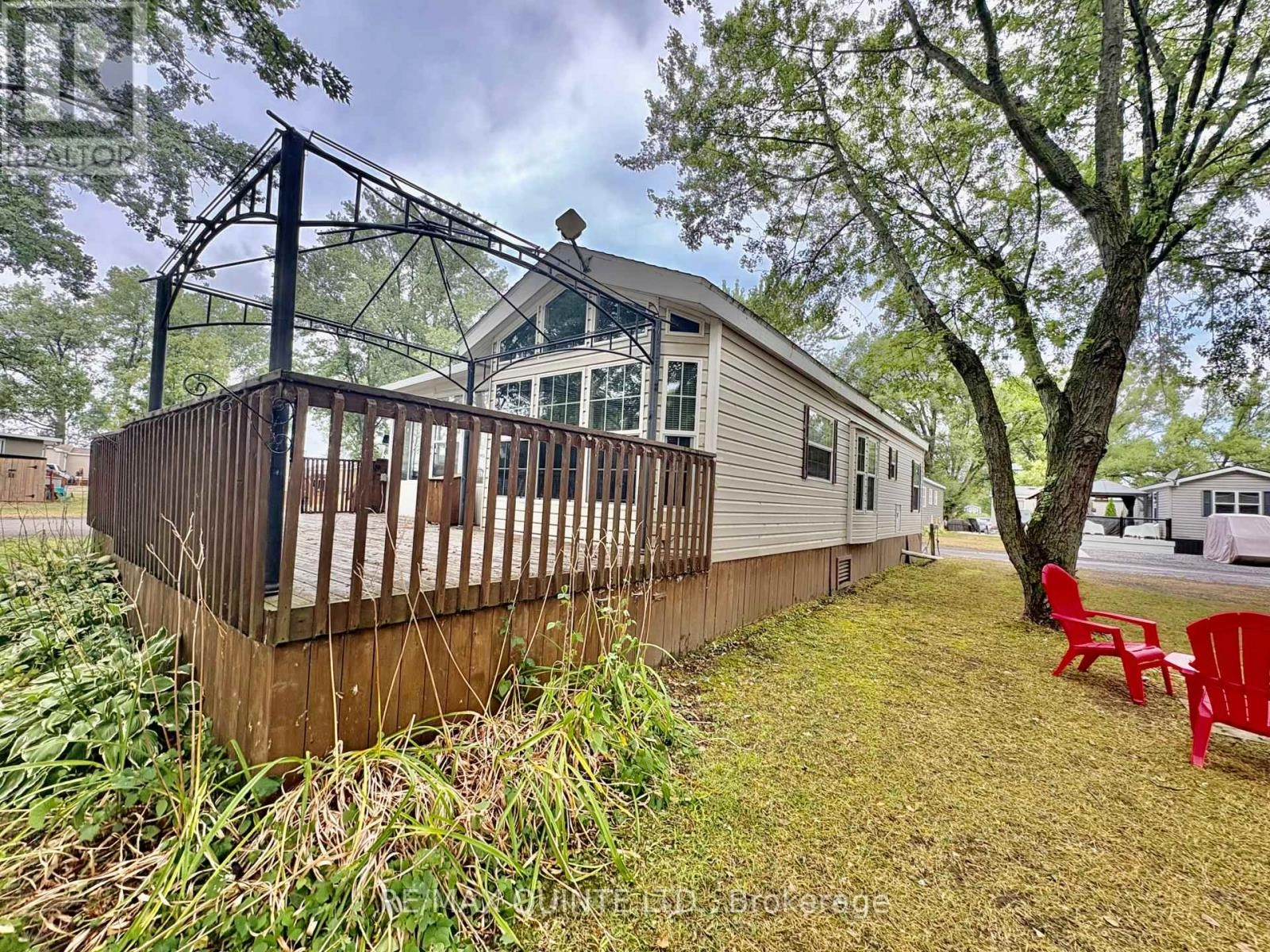 20 Cherry Beach Lane - 486 County Rd 18 Road, Prince Edward County, Ontario  K0K 1P0 - Photo 2 - X12351655