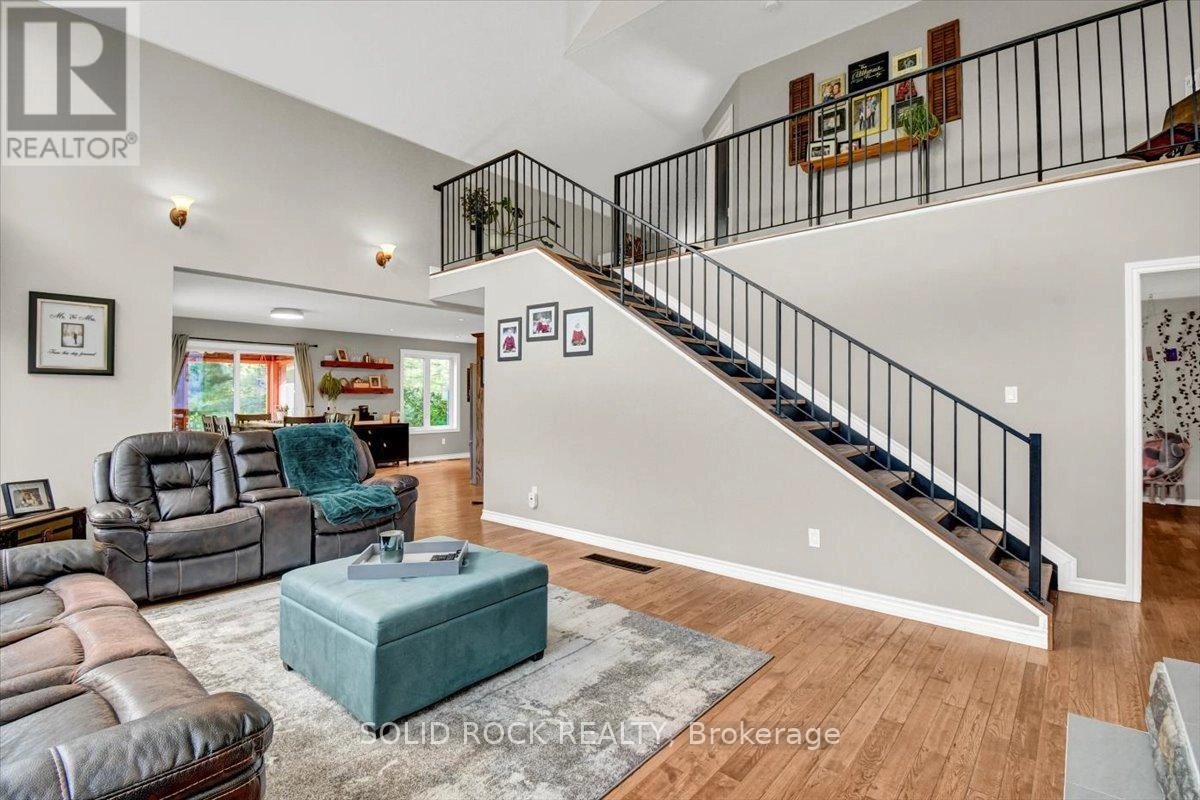 564 Bosley Road, Tweed, Ontario K0K 2K0 - Photo 12 - X12351710