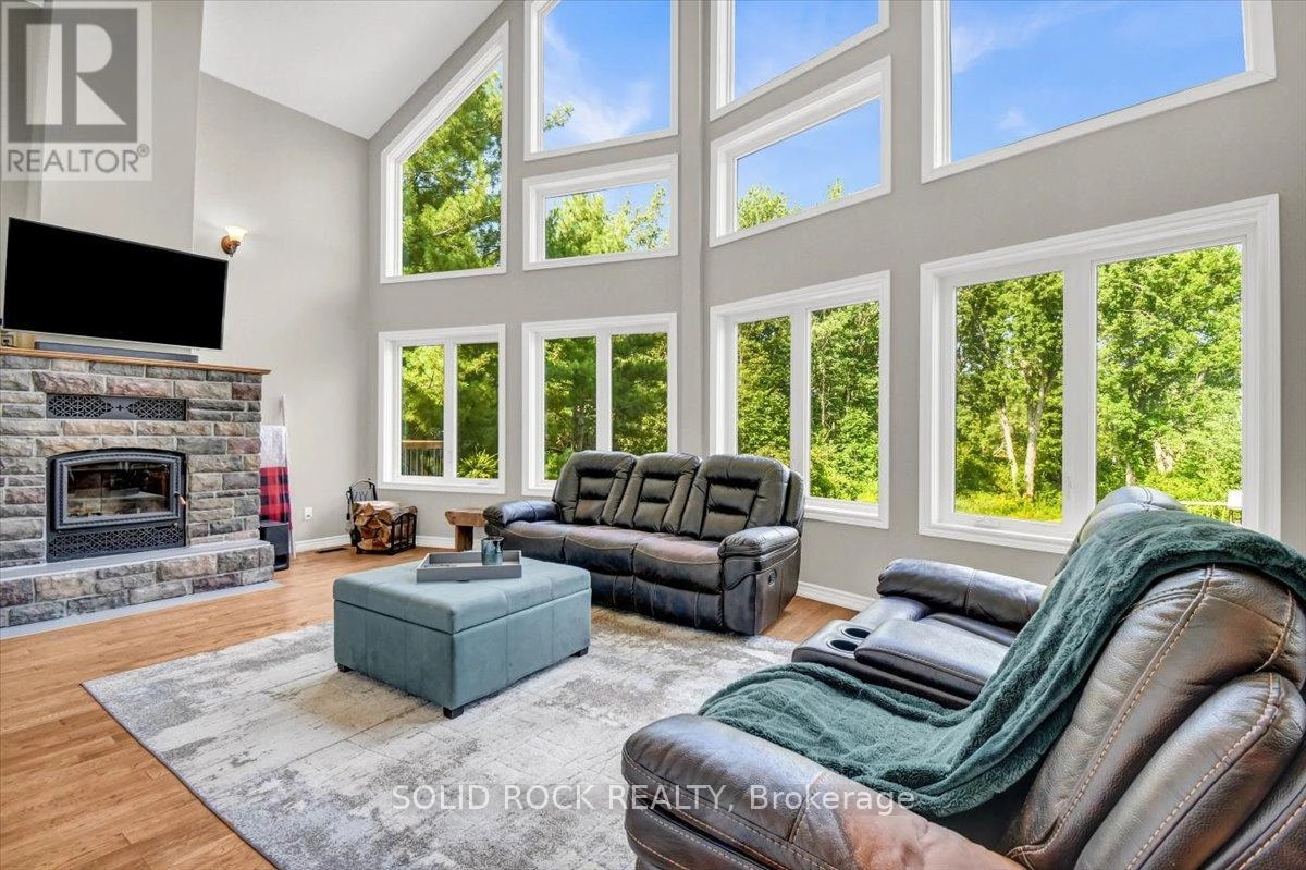 564 Bosley Road, Tweed, Ontario K0K 2K0 - Photo 14 - X12351710